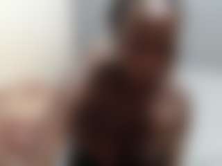Live cam show with EmilyRiley - Robe on Cam Slut