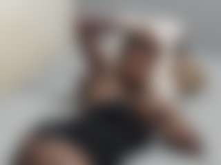 Live cam show with EmilyRiley - Heels on xDating