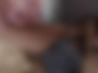EmilyRiley's Live Sex Cam Show