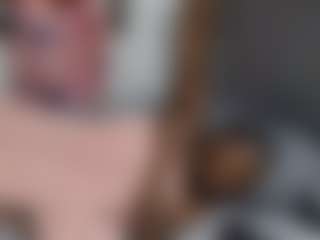 Live cam show with EmilyRiley - Ebony on Camsoda | uganda
