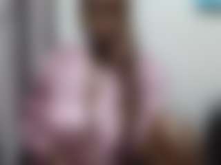 Live cam show with EmilyRiley - Ebony on studioflirtlive.com | uganda