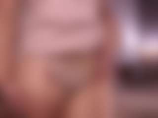 Live cam show with Hetty Satar - Dildo on Cam Slut