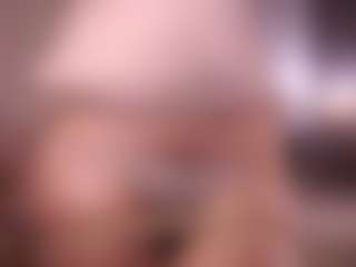 Live cam show with Hetty Satar - Blonde Hair on Streamer API