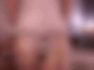 Live cam show with Hetty Satar - Pantyhose on Soda Cam