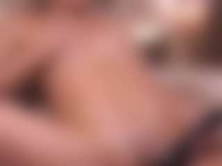 Live cam show with Hetty Satar - Athletic College on CamwithHer