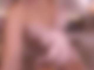 Live cam show with Hetty Satar - Small Tits on Camsoda