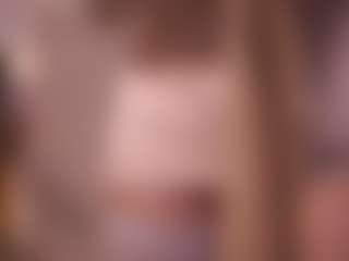Live cam show with Hetty Satar - Athletic Bedroom on Camsoda Late Night