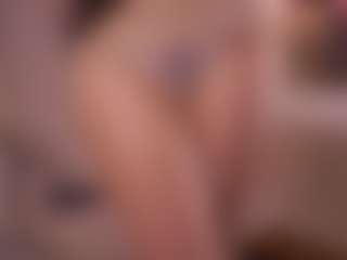 Live cam show with Hetty Satar - Camel Toe on Taboo Cams XXX