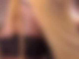 Live cam show with Hetty Satar - Camel Toe on Gym Cam Girls