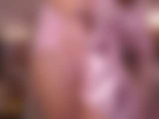 Live cam show with Hetty Satar - Blonde Hair Amateur on Camsoda