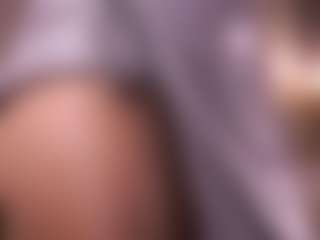 Live cam show with Hetty Satar - Blonde Hair Shaved Pussy on Camsoda