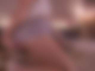 Live cam show with Hetty Satar - Bedroom on AdultVida.com