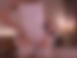 Live cam show with Hetty Satar - Bedroom on CamwithHer