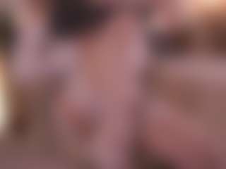 Live cam show with Hetty Satar - Blonde Hair Shaved Pussy on AdultVida.com
