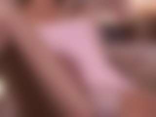Live cam show with Hetty Satar - Athletic on Camsoda