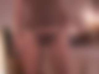Live cam show with Hetty Satar - Blonde Hair Shaved Pussy on xxxlivecams.org