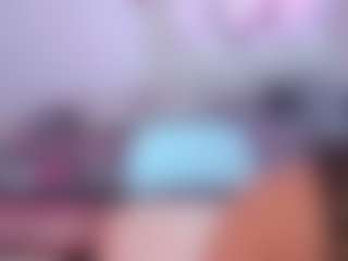 Live cam show with Koriinn - Oil on Camsoda