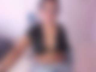 Live cam show with Koriinn - Thong on CamClone