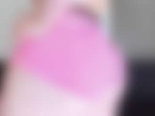 LaurieJonson's Live Sex Cam Show