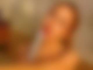 Live cam show with Tracy - Erotic Dance on CamClone