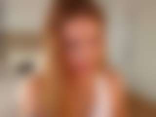 Live cam show with Tracy - Strip on AdultVida.com