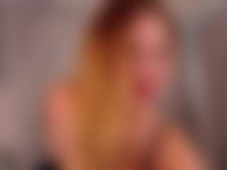 Live cam show with Tracy - Striptease Teen (18+) on studioflirtlive.com
