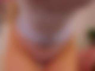 Live cam show with Tracy - HD Teen (18+) on CamwithHer