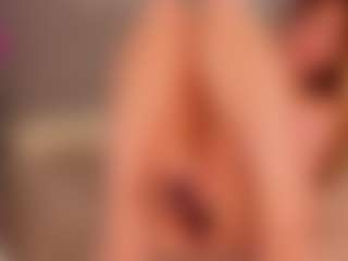 Live cam show with Tracy - Blonde Hair on Adult Interactions