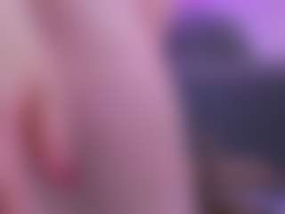 Live cam show with Alyssa-Kross - Young Adult on hrnylive.com