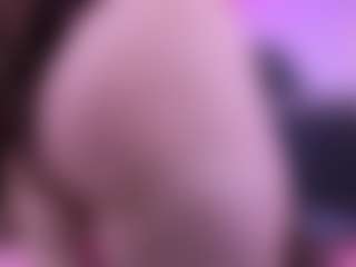 Alyssa-Kross's Live Sex Cam Show