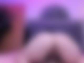 Live cam show with Alyssa-Kross - Strip Curvy on boobsie.com
