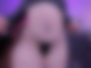Live cam show with Alyssa-Kross - Drinking on Camsoda