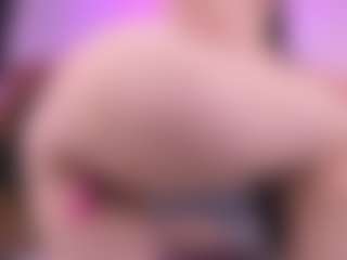 Live cam show with Alyssa-Kross - Curvy Toys on Camming Site