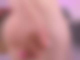 Live cam show with Alyssa-Kross - Bedroom Big Tits on SquirtSoMuch