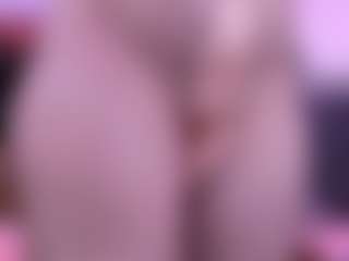 Live cam show with Alyssa-Kross - BBW on SinfulBabes
