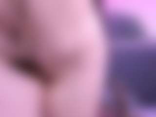 Live cam show with Alyssa-Kross - Ass Clapping on Camsoda
