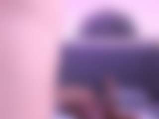 Live cam show with Alyssa-Kross - Bedroom Curvy on Soda Cam