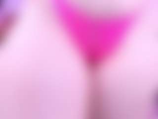 Live cam show with Alyssa-Kross - Tease Curvy on crypto-cams