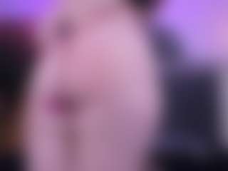 Live cam show with Alyssa-Kross - Big Tits on Camsoda