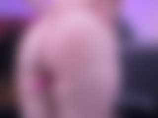 Alyssa-Kross's Live Sex Cam Show