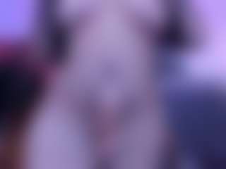 Live cam show with Alyssa-Kross - Blowjob on Camsoda