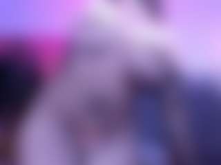 Live cam show with Alyssa-Kross - Big Ass on Uber Horny