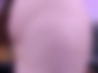 Live cam show with Alyssa-Kross - Petite on Camsoda