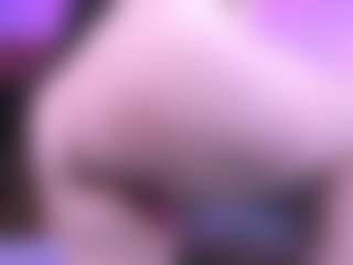Alyssa-Kross's Live Sex Cam Show