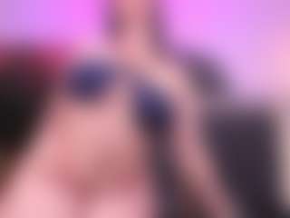 Live cam show with Alyssa-Kross - Squirt Young Adult on Camsoda