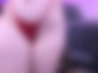 Live cam show with Alyssa-Kross - Squirt Young Adult on Camsoda