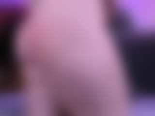 Live cam show with Alyssa-Kross - Fingering Young Adult on Camsoda