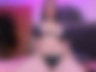 Live cam show with Alyssa-Kross - Petite Toys on StripNow