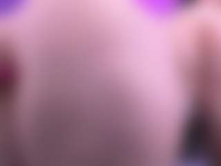 Live cam show with Alyssa-Kross - Wet on SxyPornLive