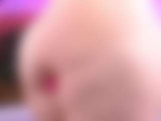 Live cam show with Alyssa-Kross - Brown Eyes BBW on boobsie.com